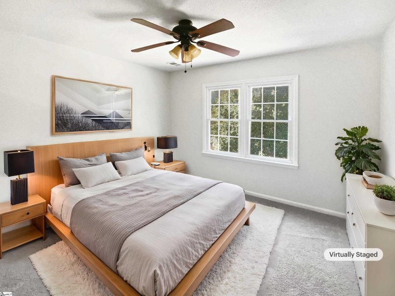 Property image 4 at 909 Burkshire Court, Spartanburg, SC 29301