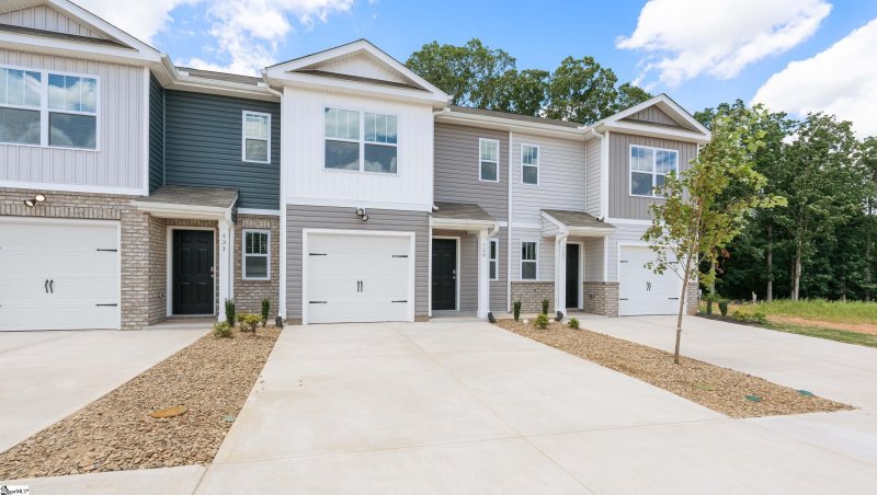 Property image 2 at 429 Silicon Drive, Greenville, SC 29605