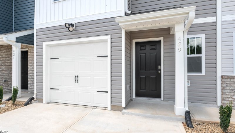 Property image 4 at 429 Silicon Drive, Greenville, SC 29605