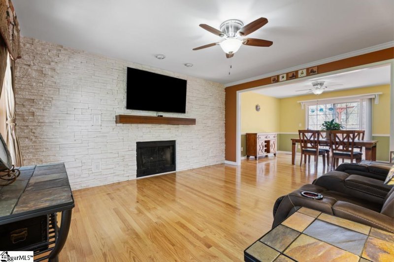 Property image 5 at 414 Palmetto Drive, Greer, SC 29651