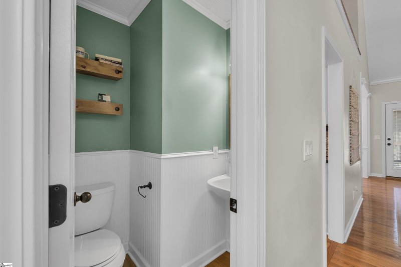 Property image 4 at 220 Brushy Meadows Drive, Greer, SC 29650