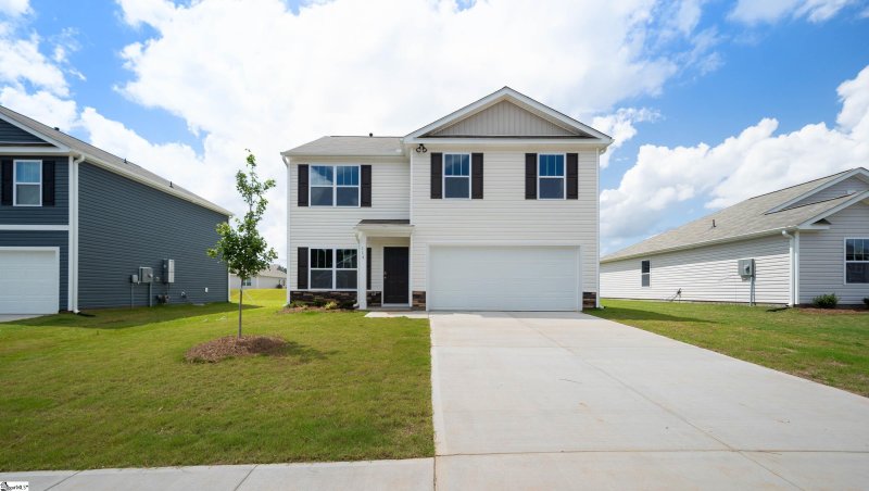 Property image 2 at 114 Larson Lane, Greenwood, SC 29646