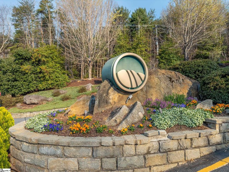 Property image 4 of 2 Park Green Way in The Cliffs at Glassy, Landrum, SC 29356