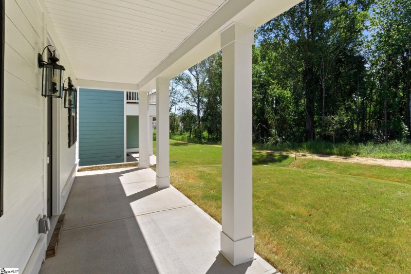 Property image 3 of 214 Nicolet Drive in The Settlement, Simpsonville, SC 29681