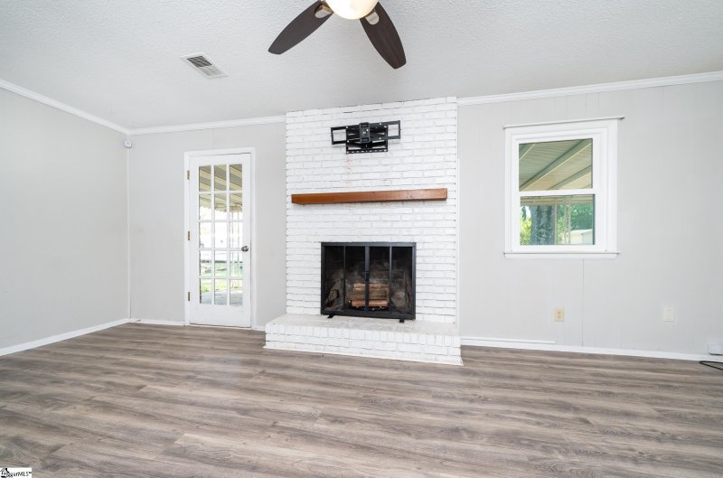 Property image 3 at 108 Palamon Street, Piedmont, SC 29673