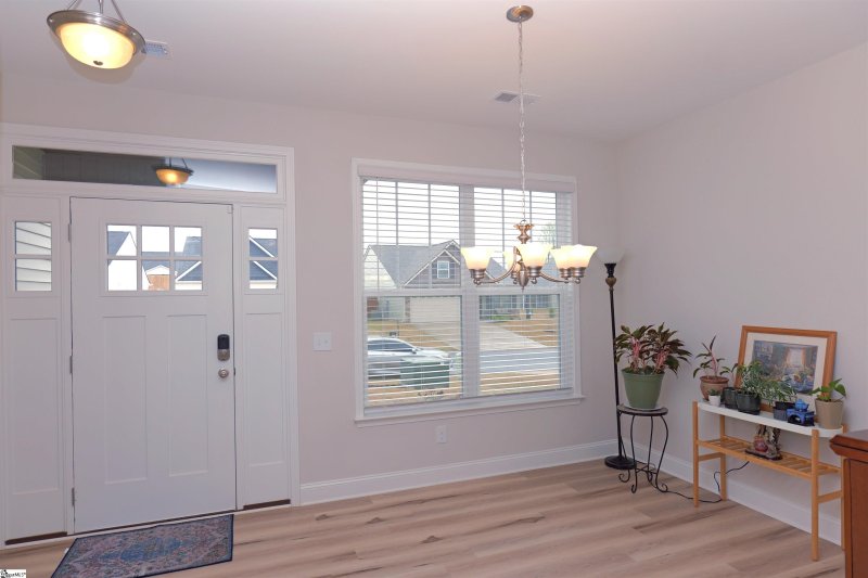 Property image 5 of 2054 Lachaise Lane in Hampshire Heights, Moore, SC 29369