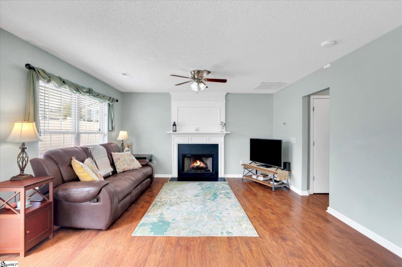 Property image 3 at 102 Millsmith Court, Greenville, SC 29617