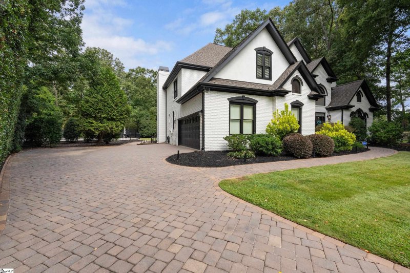 Property image 4 of 3 Bailey Knoll Court in Kingsbridge, Simpsonville, SC 29681