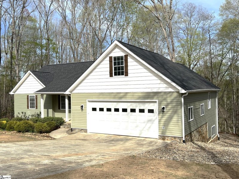 Property image 2 at 120 Georges Knoll, Easley, SC 29640