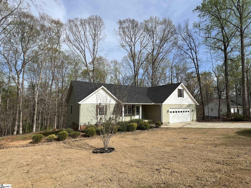 Property image 3 at 120 Georges Knoll, Easley, SC 29640