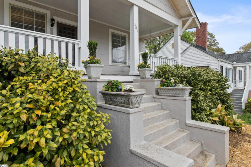 Property image 3 at 501 Overbrook Road, Greenville, SC 29607