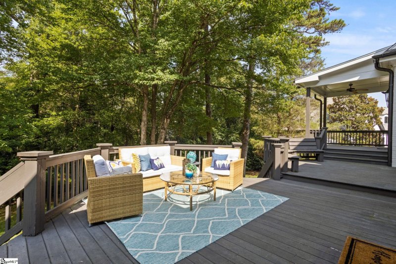 Property image 5 at 15 Greenlee Hill Court, Greenville, SC 29615