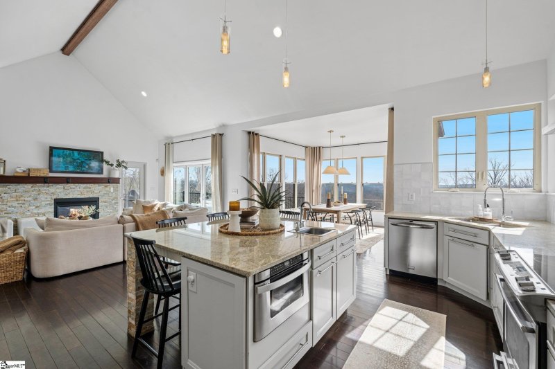 Property image 5 at 109 Treasure Trail, Cleveland, SC 29635