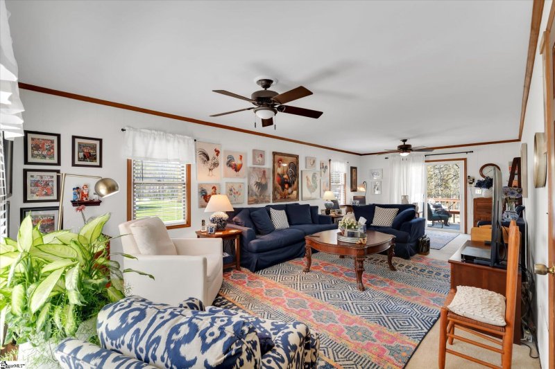 Property image 4 of 202 Mornington Court in Holly Tree Plantation, Simpsonville, SC 29681