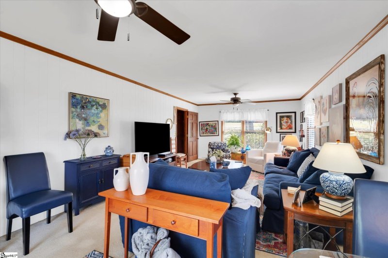 Property image 5 of 202 Mornington Court in Holly Tree Plantation, Simpsonville, SC 29681