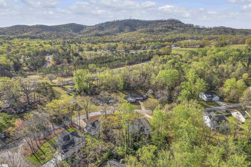 Property image 3 at 118 Colony Road, Travelers Rest, SC 29690