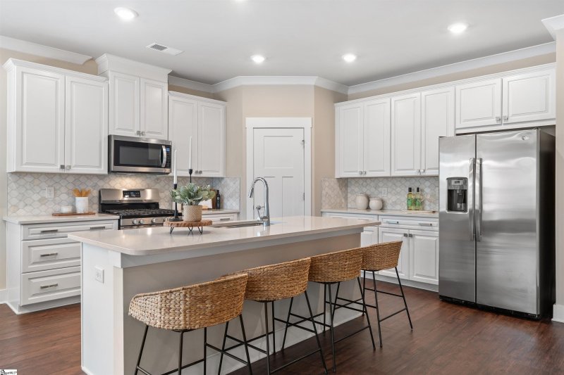 Property image 2 at 2 Yorkmont Way, Greer, SC 29651