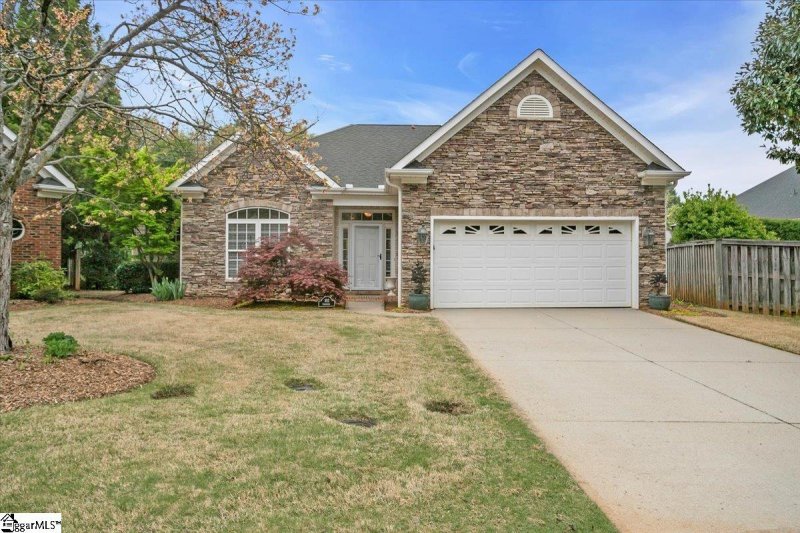 Property image 2 at 102 Capertree Court, Greenville, SC 29615