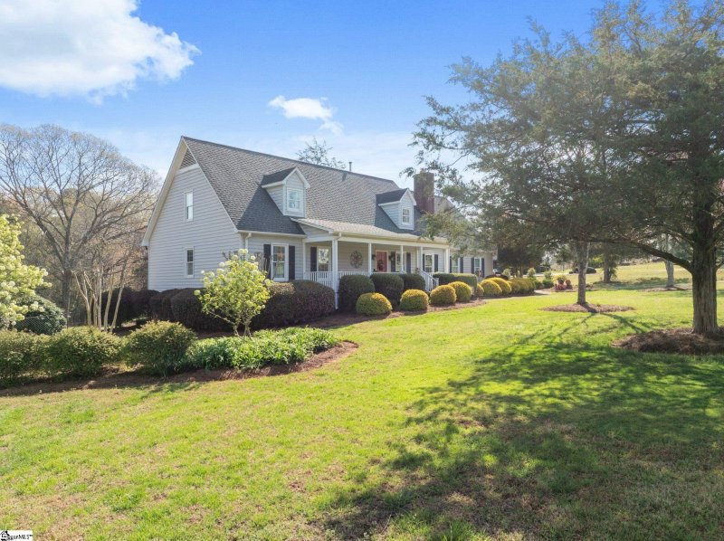 Property image 3 at 808 Cely Road, Easley, SC 29642