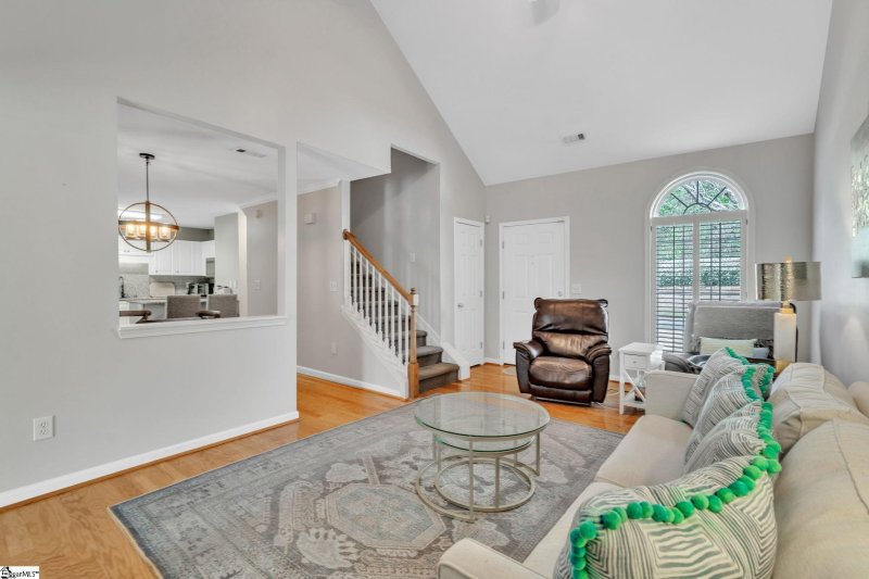 Property image 4 at 604 Glassyrock Court, Greer, SC 29650