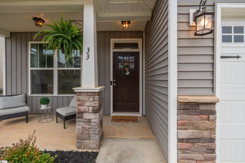 Property image 2 at 33 Mendham Lane, Greer, SC 29650