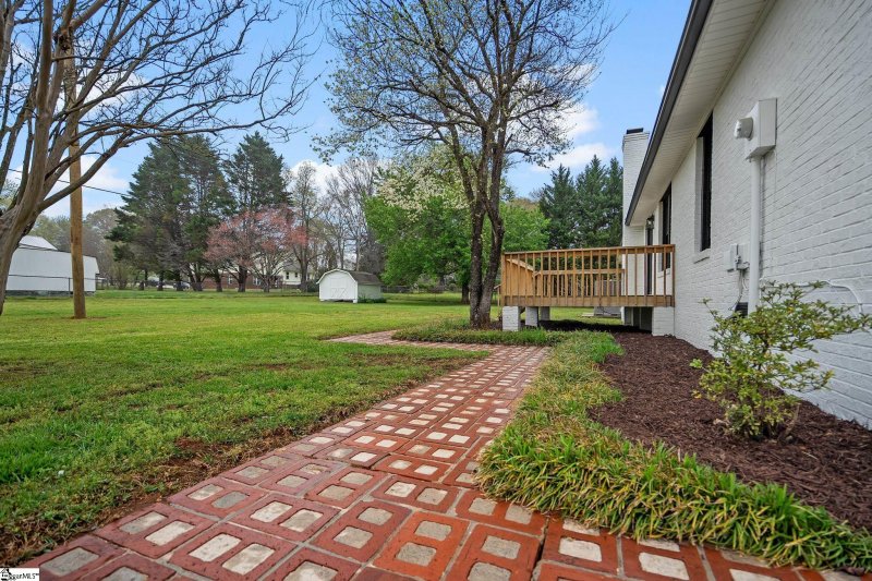 Property image 5 at 530 Old Pendleton Road, Easley, SC 29642