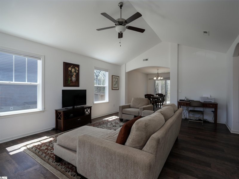 Property image 5 at 25 Mendham Lane, Greer, SC 29650