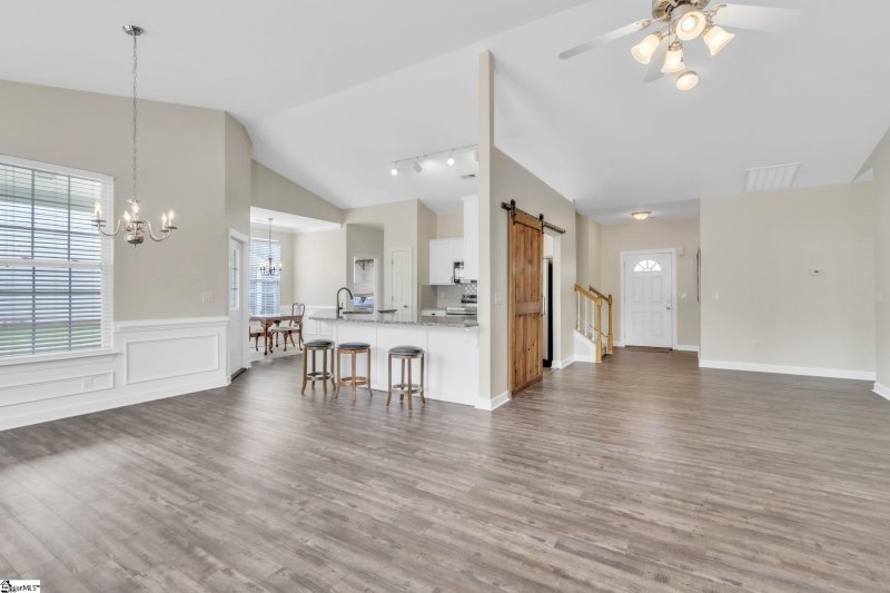 Property image 5 at 105 Eastpark Way, Easley, SC 29642