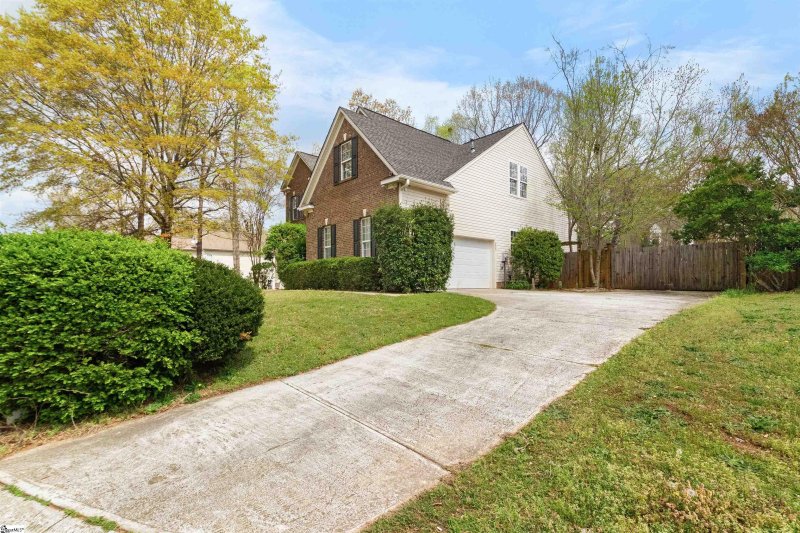 Property image 2 at 203 Moncton Place, Simpsonville, SC 29681