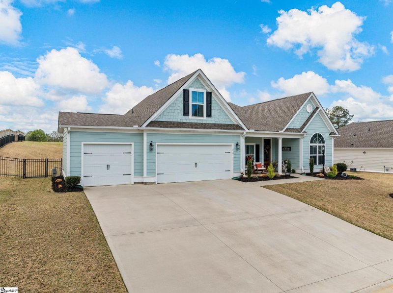 Property image 2 at 839 Orchard Valley Lane, Boiling Springs, SC 29316