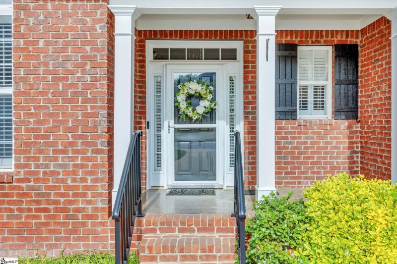 Property image 3 of 516 New Tarleton Way in River Oaks, Greer, SC 29650