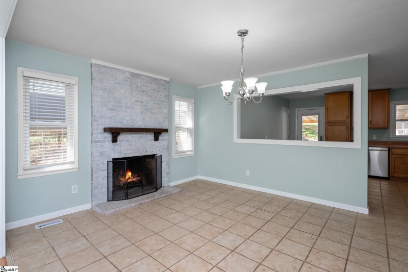 Property image 5 at 107 Apollo Avenue, Greer, SC 29651