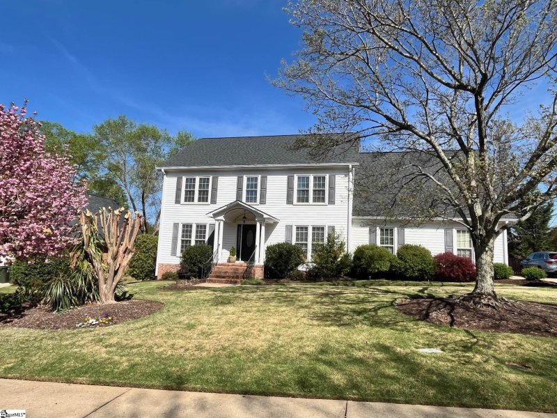 Property image 2 at 223 E Shallowstone Road, Greer, SC 29650
