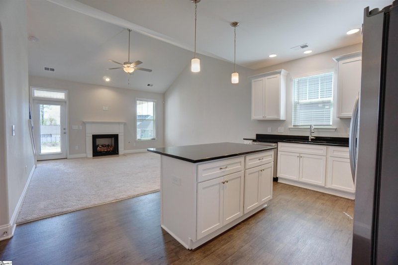 Property image 3 of 2631 Karkinnen Way in Hampshire Heights, Moore, SC 29369