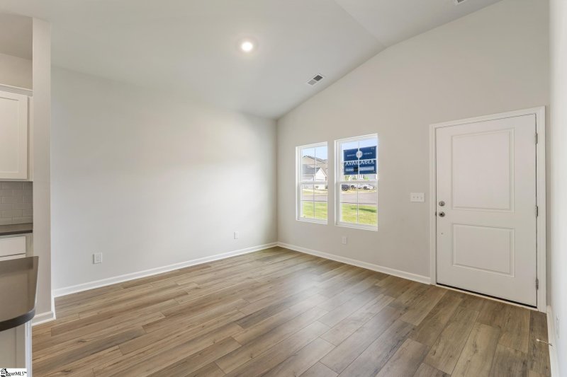 Property image 3 at 2108 Mayberry Drive, Spartanburg, SC 29301