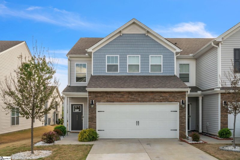 532 Yellow Fox Road