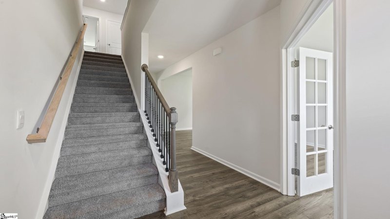 Property image 3 at 1115 White Willow Drive, Spartanburg, SC 29303