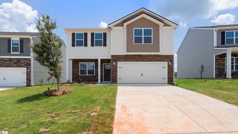 Property image 2 at 1103 White Willow Drive, Spartanburg, SC 29303