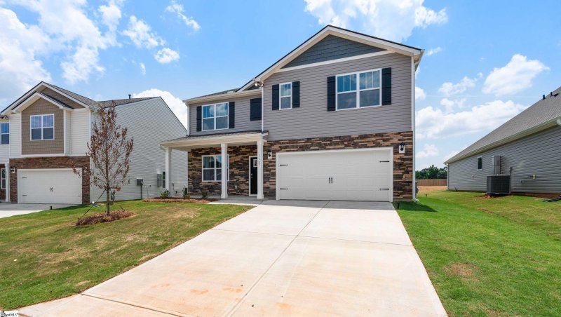 Property image 3 at 1107 White Willow Drive, Spartanburg, SC 29303