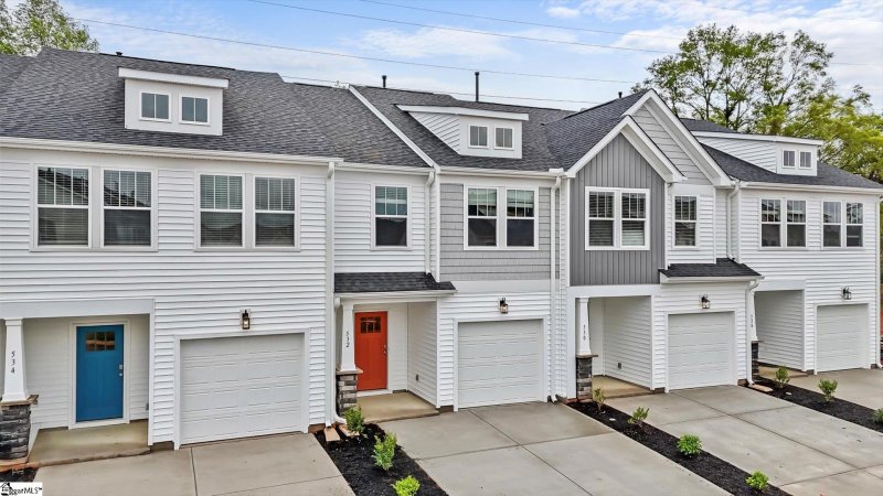 Property image 2 at 532 Harebell Way, Greenville, SC 29617