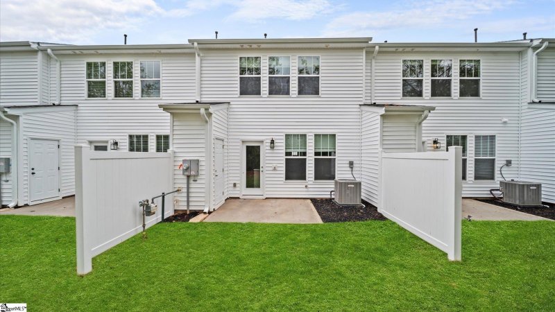 Property image 3 at 532 Harebell Way, Greenville, SC 29617