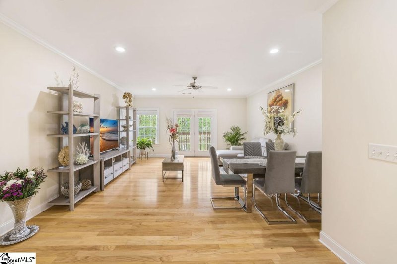 Property image 2 at 340 Easterlin Way, Greenville, SC 29607