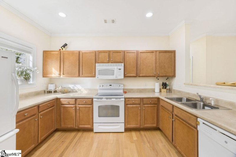 Property image 5 at 340 Easterlin Way, Greenville, SC 29607