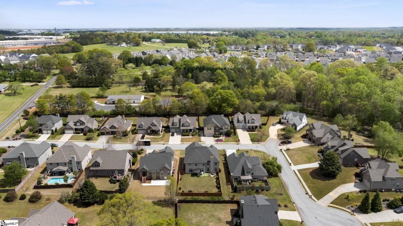 Property image 4 at 152 Notting Hill Lane, Greer, SC 29651