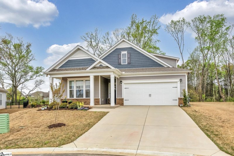 131 Yellow Fox Road