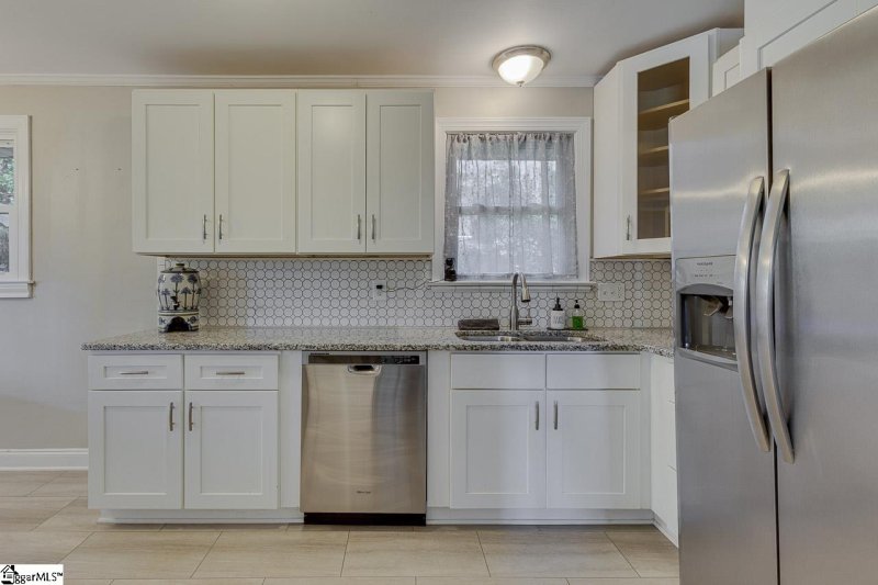 Property image 3 at 14 Carter Street, Greenville, SC 29607
