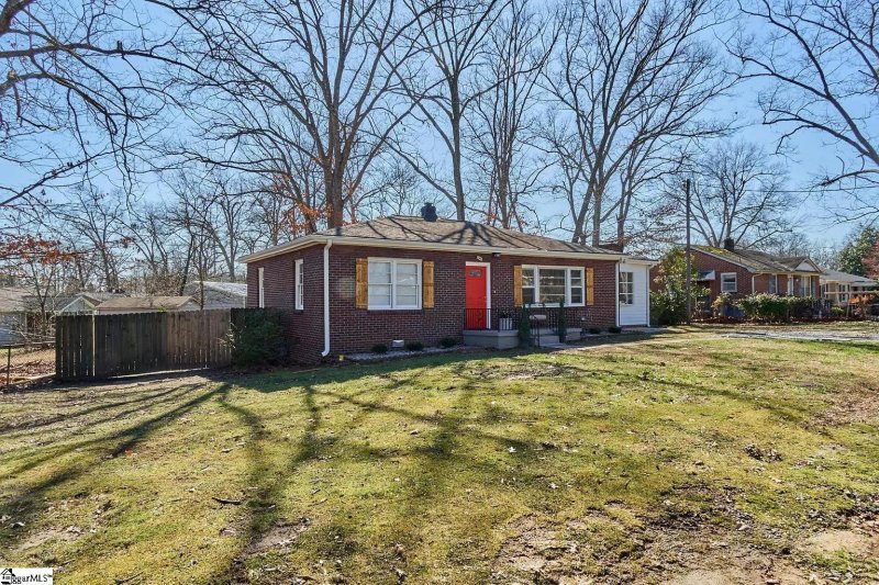 Property image 2 at 1 Picadilly Street, Taylors, SC 29687