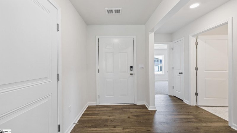 Property image 5 of 1433 Slades Street in Lakestone, Woodruff, SC 29388