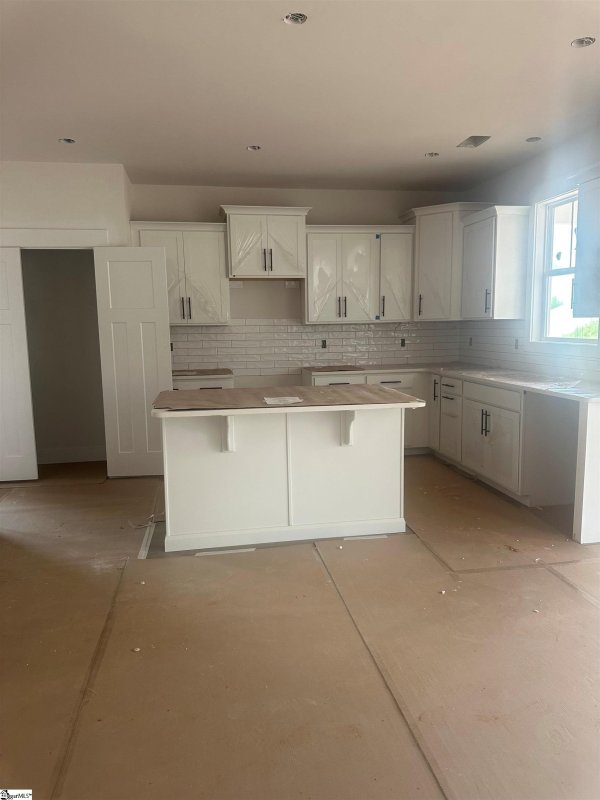 Property image 2 at 573 Reynard Street, Spartanburg, SC 29303