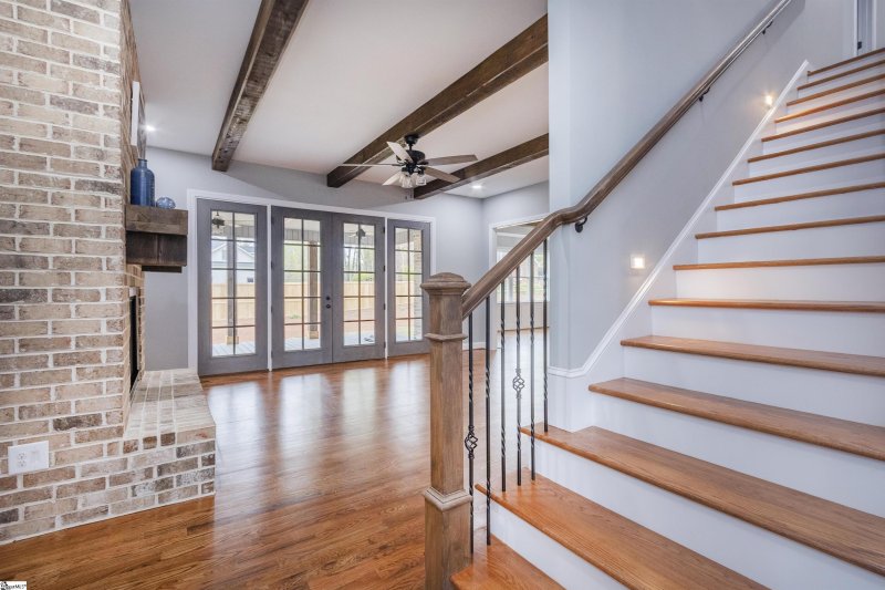 Property image 4 at 221 Graylyn Drive, Anderson, SC 29621